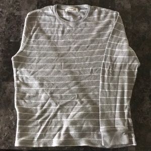 Light gray old navy long sleeve